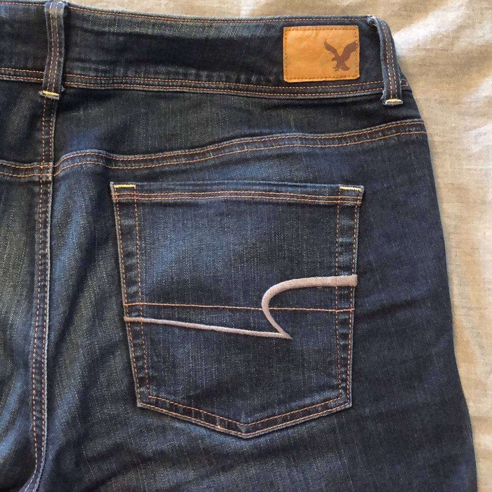 American Eagle size 14 Long medium-wash Jeans